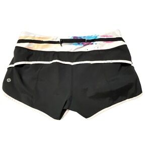 Lululemon Speed Shorts Black Graffiti Paint Splatter Print Wet Dry Warm‎ 8